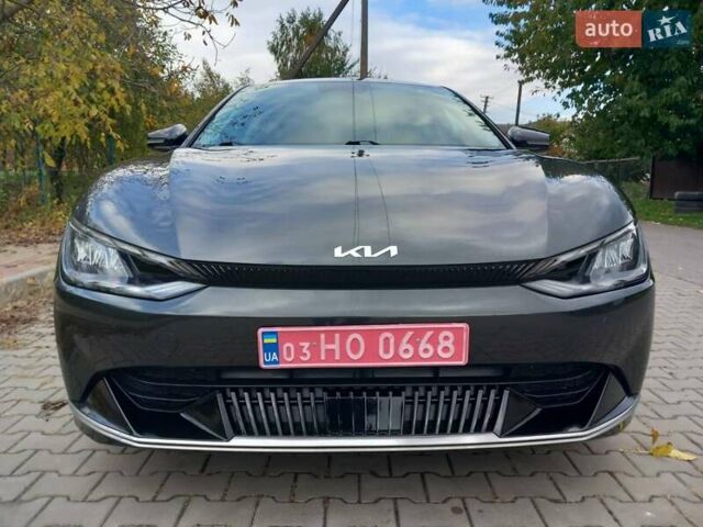 Зеленый Киа EV6, объемом двигателя 0 л и пробегом 142 тыс. км за 22800 $, фото 1 на Automoto.ua