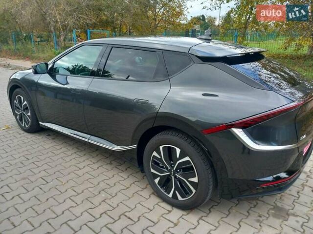 Зеленый Киа EV6, объемом двигателя 0 л и пробегом 142 тыс. км за 22800 $, фото 6 на Automoto.ua