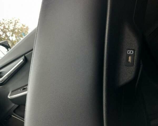 Зеленый Киа EV6, объемом двигателя 0 л и пробегом 142 тыс. км за 22800 $, фото 32 на Automoto.ua