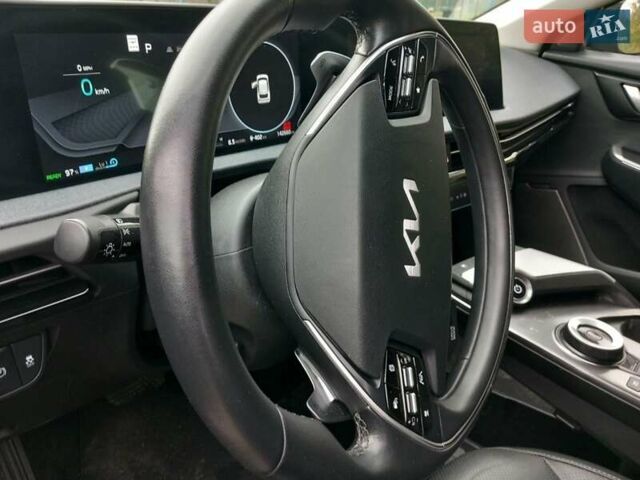 Зеленый Киа EV6, объемом двигателя 0 л и пробегом 142 тыс. км за 22800 $, фото 14 на Automoto.ua