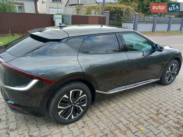 Зеленый Киа EV6, объемом двигателя 0 л и пробегом 142 тыс. км за 22800 $, фото 4 на Automoto.ua