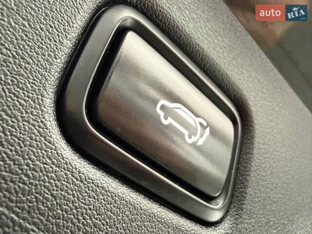 Зеленый Киа EV6, объемом двигателя 0 л и пробегом 188 тыс. км за 25500 $, фото 57 на Automoto.ua