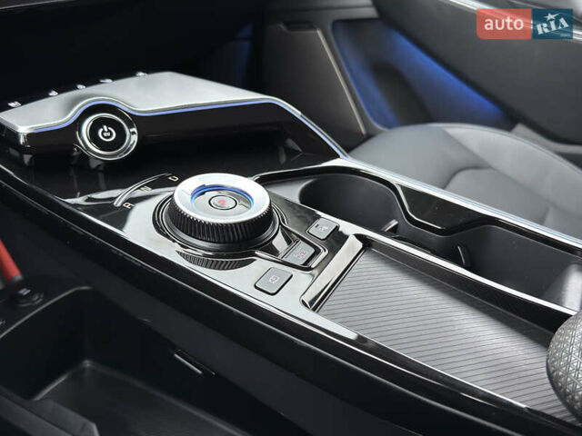 Зеленый Киа EV6, объемом двигателя 0 л и пробегом 188 тыс. км за 25500 $, фото 29 на Automoto.ua