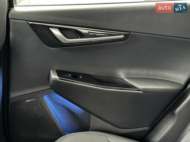 Зеленый Киа EV6, объемом двигателя 0 л и пробегом 188 тыс. км за 25500 $, фото 27 на Automoto.ua