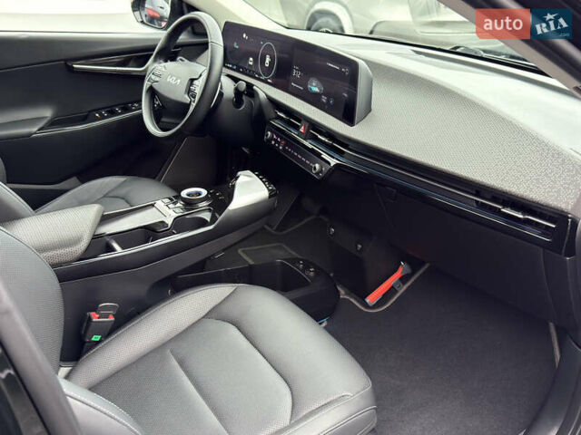 Зеленый Киа EV6, объемом двигателя 0 л и пробегом 188 тыс. км за 25500 $, фото 9 на Automoto.ua