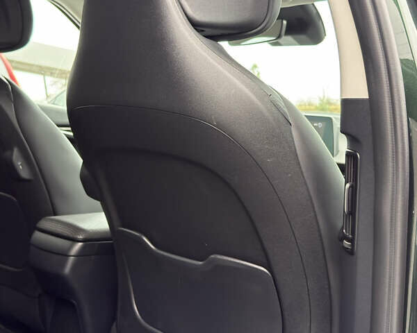 Зеленый Киа EV6, объемом двигателя 0 л и пробегом 188 тыс. км за 25500 $, фото 13 на Automoto.ua