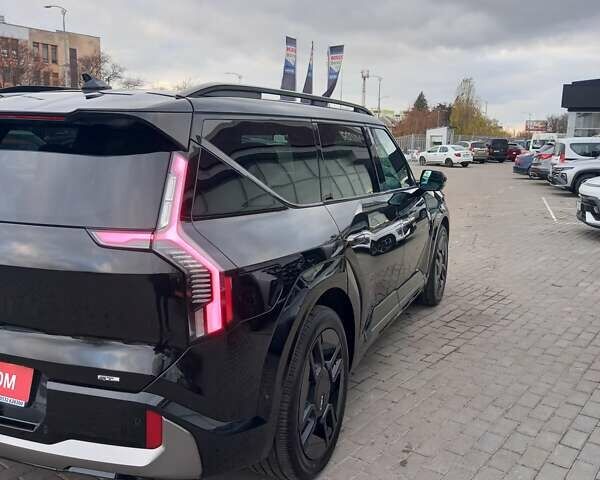 Черный Киа EV9, объемом двигателя 0 л и пробегом 30 тыс. км за 47000 $, фото 66 на Automoto.ua