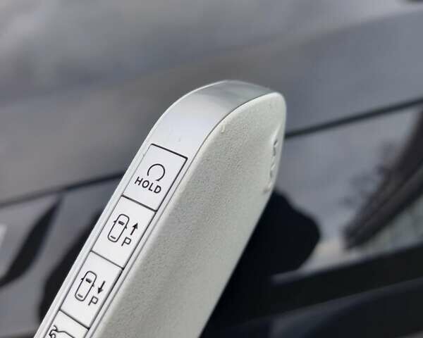 Черный Киа EV9, объемом двигателя 0 л и пробегом 30 тыс. км за 47000 $, фото 69 на Automoto.ua