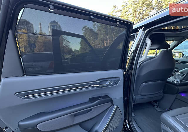 Черный Киа EV9, объемом двигателя 0 л и пробегом 19 тыс. км за 58000 $, фото 13 на Automoto.ua