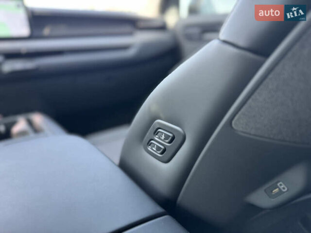Черный Киа EV9, объемом двигателя 0 л и пробегом 23 тыс. км за 42500 $, фото 22 на Automoto.ua