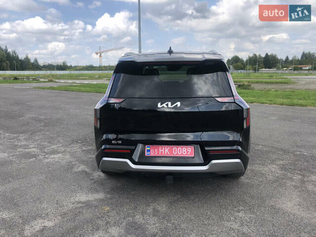 Чорний Кіа EV9, об'ємом двигуна 0 л та пробігом 37 тис. км за 49900 $, фото 12 на Automoto.ua