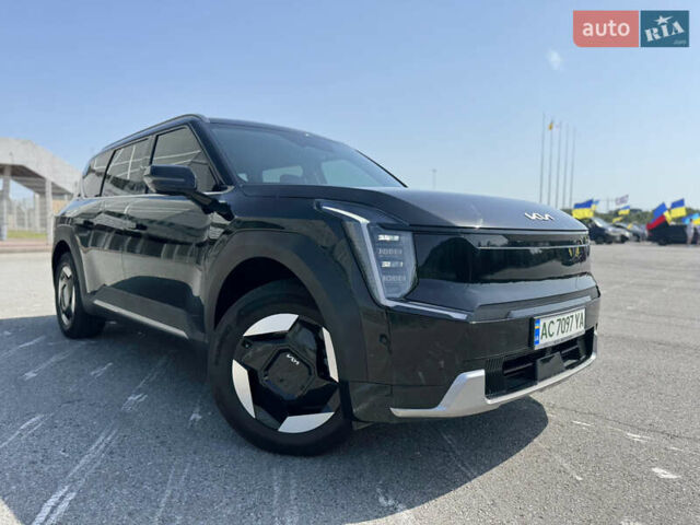 Черный Киа EV9, объемом двигателя 0 л и пробегом 23 тыс. км за 42500 $, фото 10 на Automoto.ua