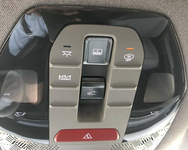 Черный Киа EV9, объемом двигателя 0 л и пробегом 39 тыс. км за 49000 $, фото 30 на Automoto.ua