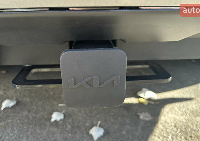 Черный Киа EV9, объемом двигателя 0 л и пробегом 19 тыс. км за 58000 $, фото 23 на Automoto.ua