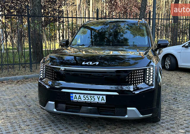 Черный Киа EV9, объемом двигателя 0 л и пробегом 19 тыс. км за 58000 $, фото 2 на Automoto.ua