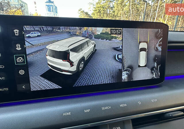 Черный Киа EV9, объемом двигателя 0 л и пробегом 19 тыс. км за 58000 $, фото 14 на Automoto.ua