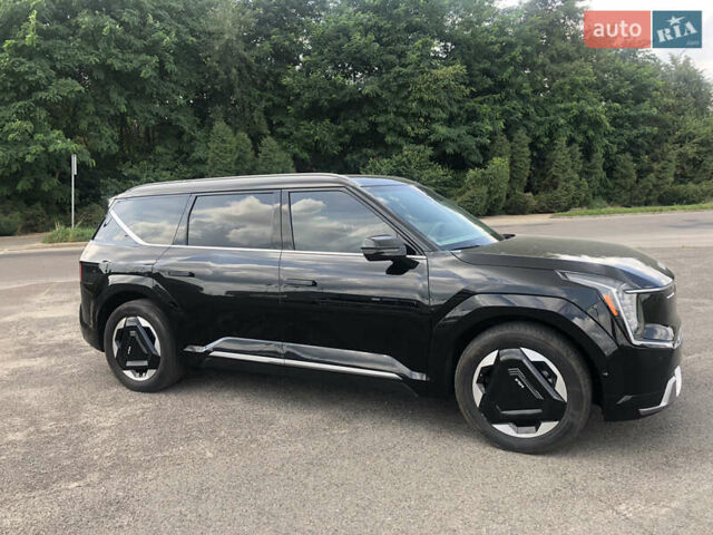 Чорний Кіа EV9, об'ємом двигуна 0 л та пробігом 37 тис. км за 49900 $, фото 8 на Automoto.ua