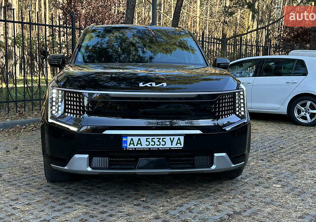 Черный Киа EV9, объемом двигателя 0 л и пробегом 19 тыс. км за 58000 $, фото 1 на Automoto.ua