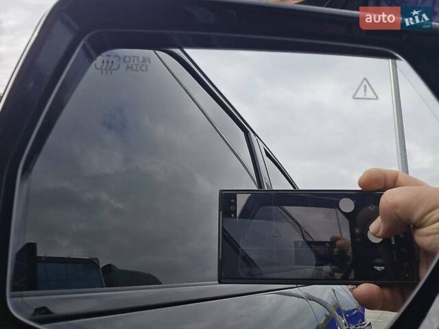 Черный Киа EV9, объемом двигателя 0 л и пробегом 25 тыс. км за 55000 $, фото 17 на Automoto.ua