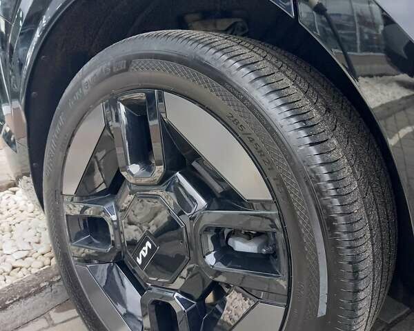 Черный Киа EV9, объемом двигателя 0 л и пробегом 30 тыс. км за 47000 $, фото 46 на Automoto.ua