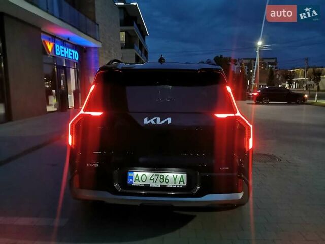 Черный Киа EV9, объемом двигателя 0 л и пробегом 34 тыс. км за 59800 $, фото 40 на Automoto.ua