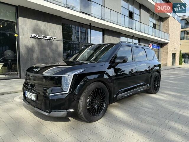 Черный Киа EV9, объемом двигателя 0 л и пробегом 34 тыс. км за 59800 $, фото 5 на Automoto.ua