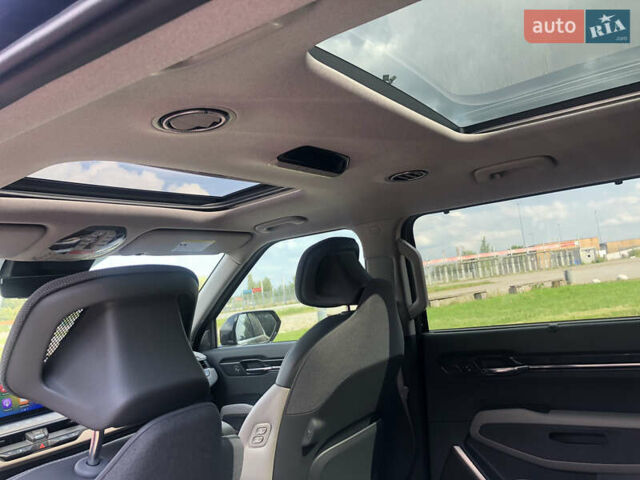 Чорний Кіа EV9, об'ємом двигуна 0 л та пробігом 37 тис. км за 49900 $, фото 27 на Automoto.ua