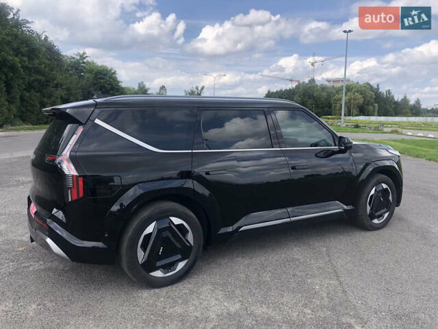 Чорний Кіа EV9, об'ємом двигуна 0 л та пробігом 37 тис. км за 49900 $, фото 10 на Automoto.ua