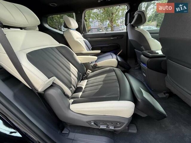 Черный Киа EV9, объемом двигателя 0 л и пробегом 34 тыс. км за 59800 $, фото 25 на Automoto.ua