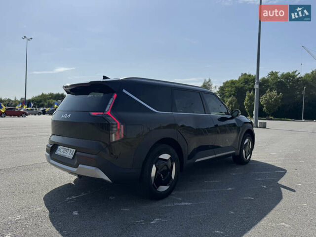 Черный Киа EV9, объемом двигателя 0 л и пробегом 23 тыс. км за 42500 $, фото 14 на Automoto.ua