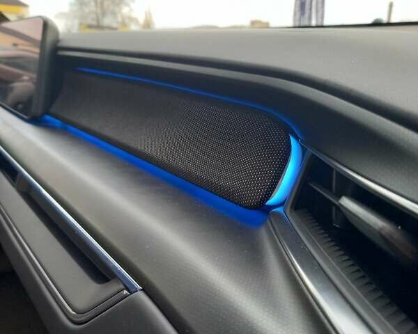 Черный Киа EV9, объемом двигателя 0 л и пробегом 30 тыс. км за 47000 $, фото 74 на Automoto.ua