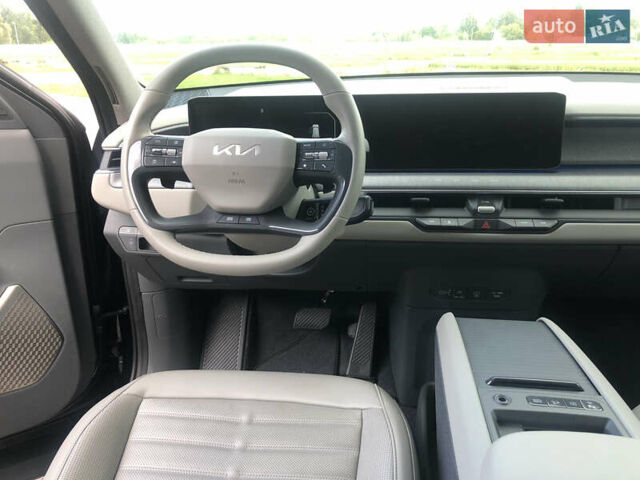 Чорний Кіа EV9, об'ємом двигуна 0 л та пробігом 37 тис. км за 49900 $, фото 16 на Automoto.ua