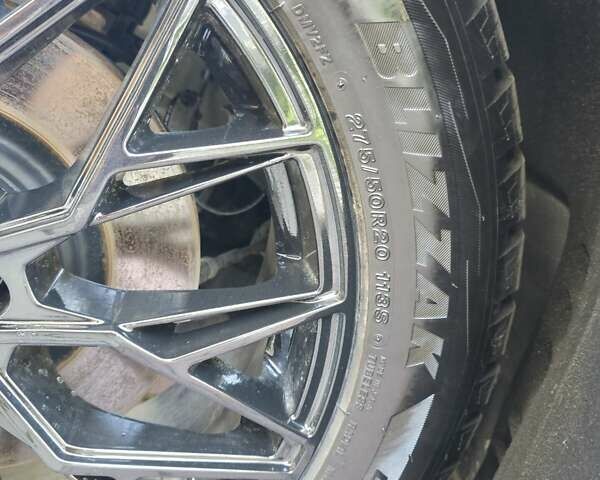 Чорний Кіа EV9, об'ємом двигуна 0 л та пробігом 9 тис. км за 53900 $, фото 31 на Automoto.ua