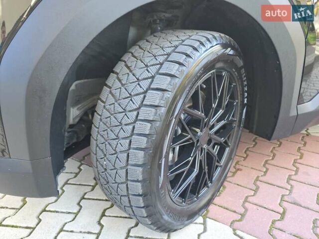 Чорний Кіа EV9, об'ємом двигуна 0 л та пробігом 9 тис. км за 53900 $, фото 30 на Automoto.ua