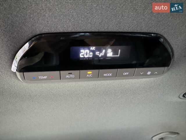 Черный Киа EV9, объемом двигателя 0 л и пробегом 18 тыс. км за 40500 $, фото 37 на Automoto.ua