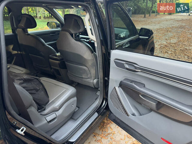 Черный Киа EV9, объемом двигателя 0 л и пробегом 18 тыс. км за 40500 $, фото 21 на Automoto.ua