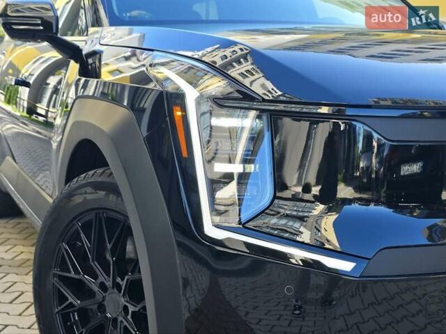 Чорний Кіа EV9, об'ємом двигуна 0 л та пробігом 9 тис. км за 53900 $, фото 33 на Automoto.ua
