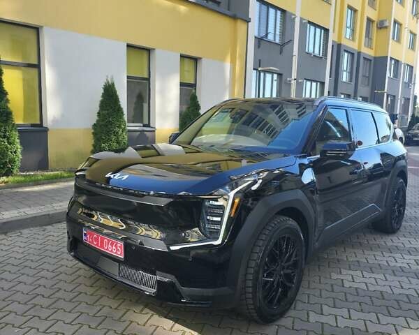 Чорний Кіа EV9, об'ємом двигуна 0 л та пробігом 9 тис. км за 53900 $, фото 3 на Automoto.ua