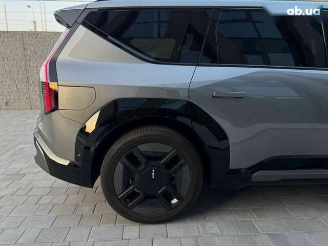 Кіа EV9, об'ємом двигуна 0 л та пробігом 17 тис. км за 48000 $, фото 8 на Automoto.ua