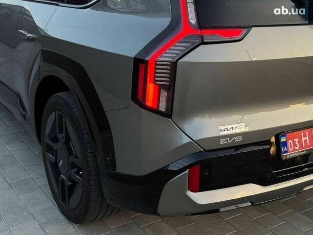 Кіа EV9, об'ємом двигуна 0 л та пробігом 17 тис. км за 48000 $, фото 5 на Automoto.ua
