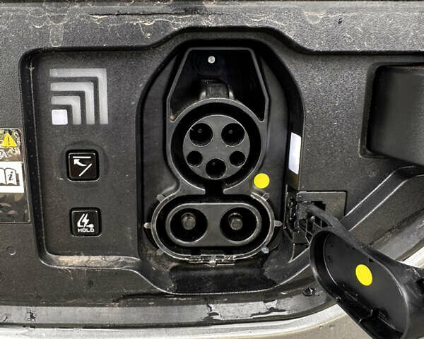 Серый Киа EV9, объемом двигателя 0 л и пробегом 8 тыс. км за 61000 $, фото 47 на Automoto.ua