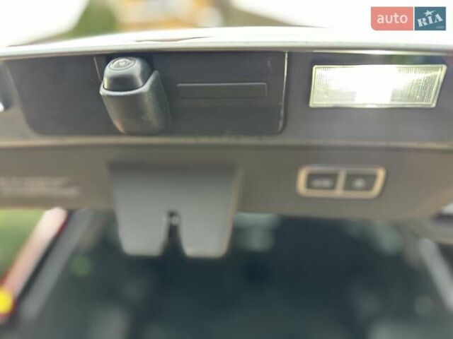 Серый Киа EV9, объемом двигателя 0 л и пробегом 16 тыс. км за 39800 $, фото 32 на Automoto.ua