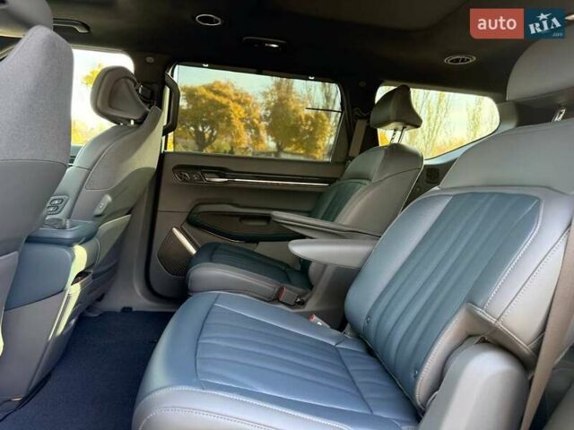 Серый Киа EV9, объемом двигателя 0 л и пробегом 8 тыс. км за 49500 $, фото 27 на Automoto.ua