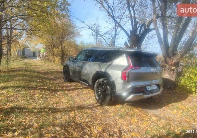 Сірий Кіа EV9, об'ємом двигуна 0 л та пробігом 46 тис. км за 38400 $, фото 5 на Automoto.ua