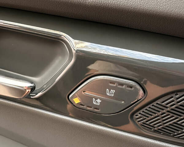 Серый Киа EV9, объемом двигателя 0 л и пробегом 8 тыс. км за 61000 $, фото 26 на Automoto.ua