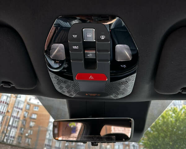 Серый Киа EV9, объемом двигателя 0 л и пробегом 8 тыс. км за 61000 $, фото 9 на Automoto.ua