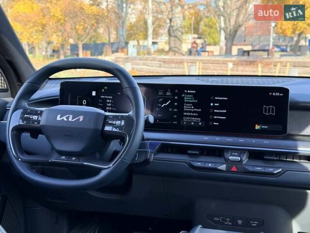 Серый Киа EV9, объемом двигателя 0 л и пробегом 8 тыс. км за 49500 $, фото 31 на Automoto.ua