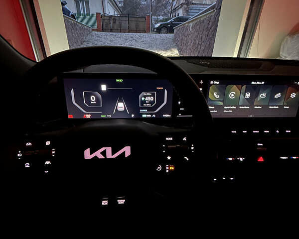 Серый Киа EV9, объемом двигателя 0 л и пробегом 12 тыс. км за 44000 $, фото 25 на Automoto.ua