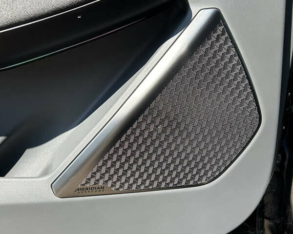 Серый Киа EV9, объемом двигателя 0 л и пробегом 19 тыс. км за 59000 $, фото 11 на Automoto.ua