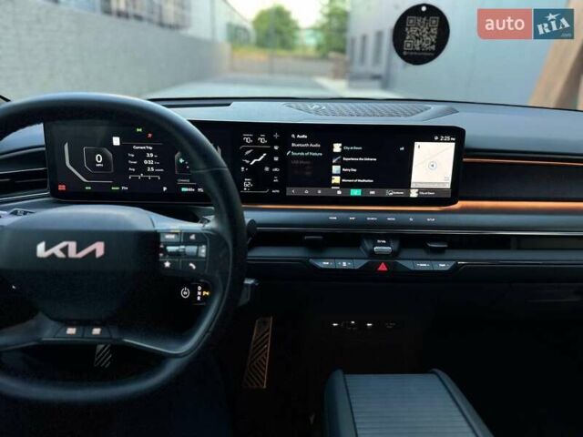 Сірий Кіа EV9, об'ємом двигуна 0 л та пробігом 11 тис. км за 47000 $, фото 28 на Automoto.ua